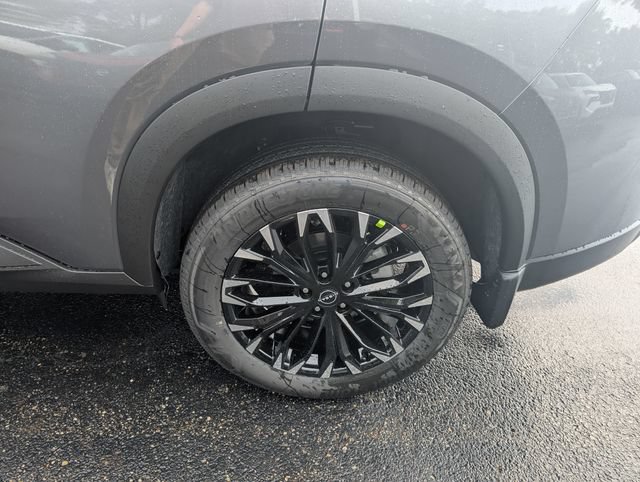 New 2026 Nissan Rogue Dark Armor AWD/4WD image 19