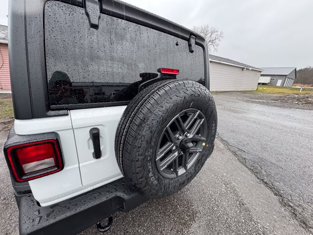 New 2026 Jeep Wrangler Sport AWD/4WD image 33