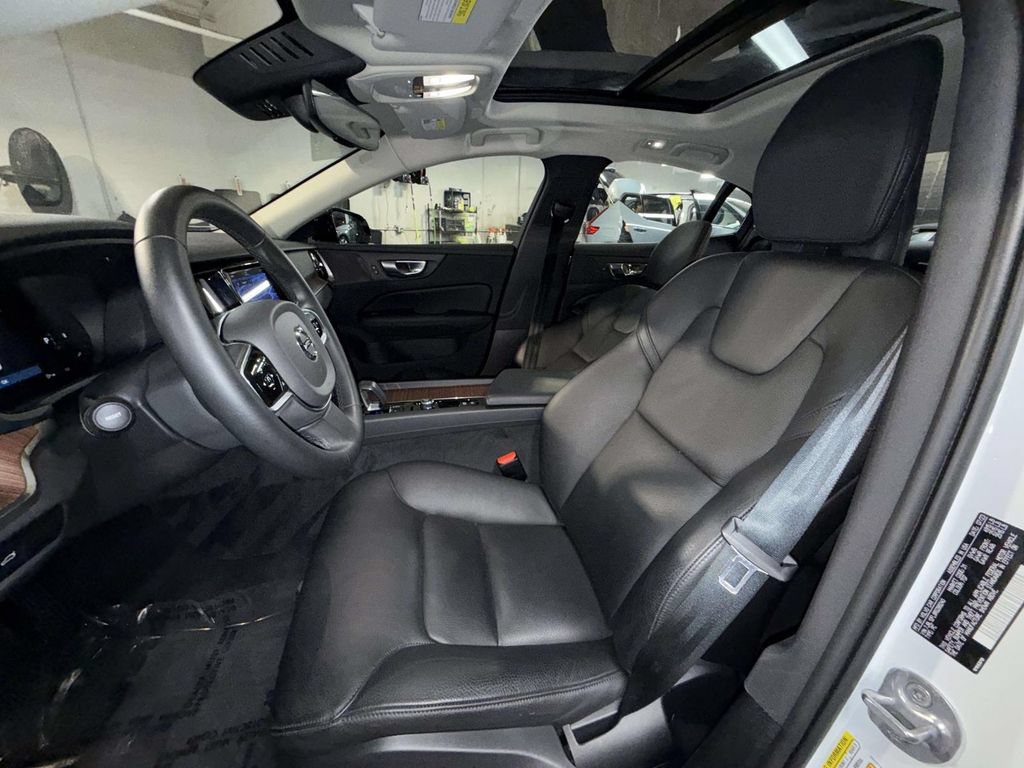 Used 2024 Volvo S60 B5 Plus w/ Climate Package FWD image 2
