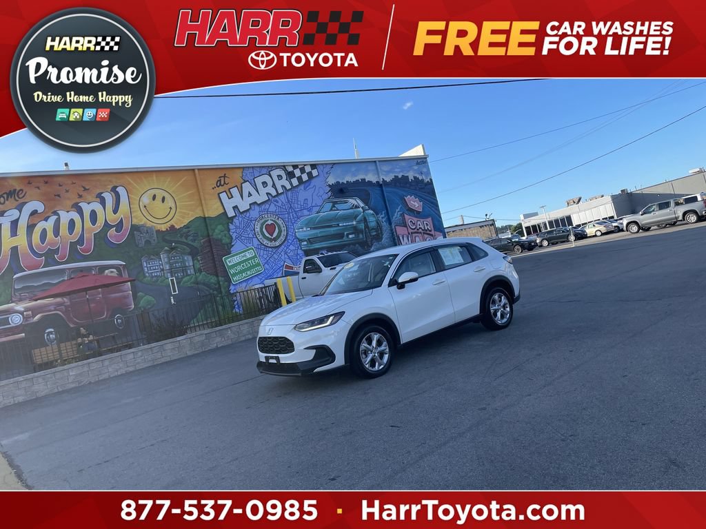 Used 2023 Honda HR-V LX image 1