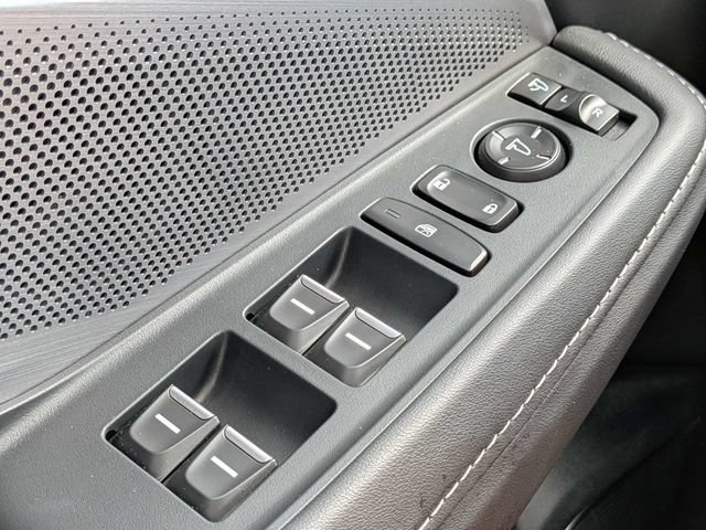 Certified 2026 Acura MDX w/ Technology Package FWD image 29