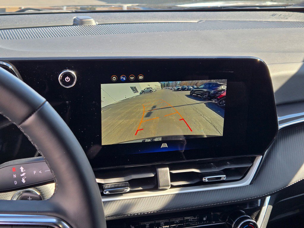 Certified 2025 Chevrolet Equinox LT image 25