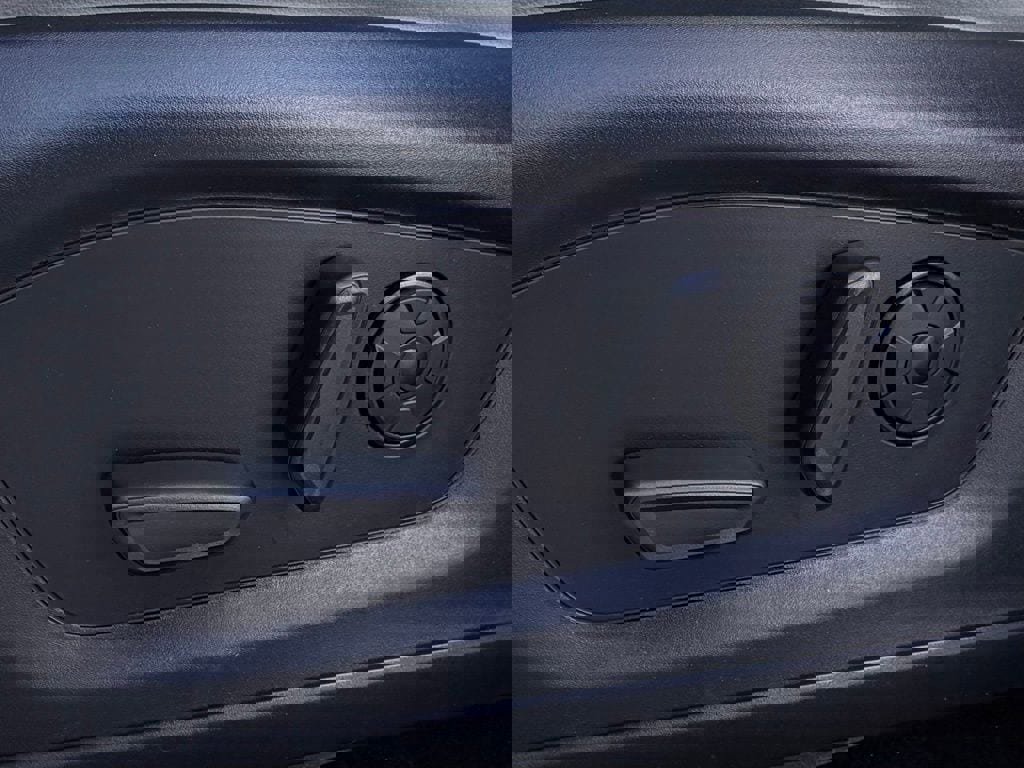 New 2026 Ford Explorer Platinum w/ LUX Leather Package image 43