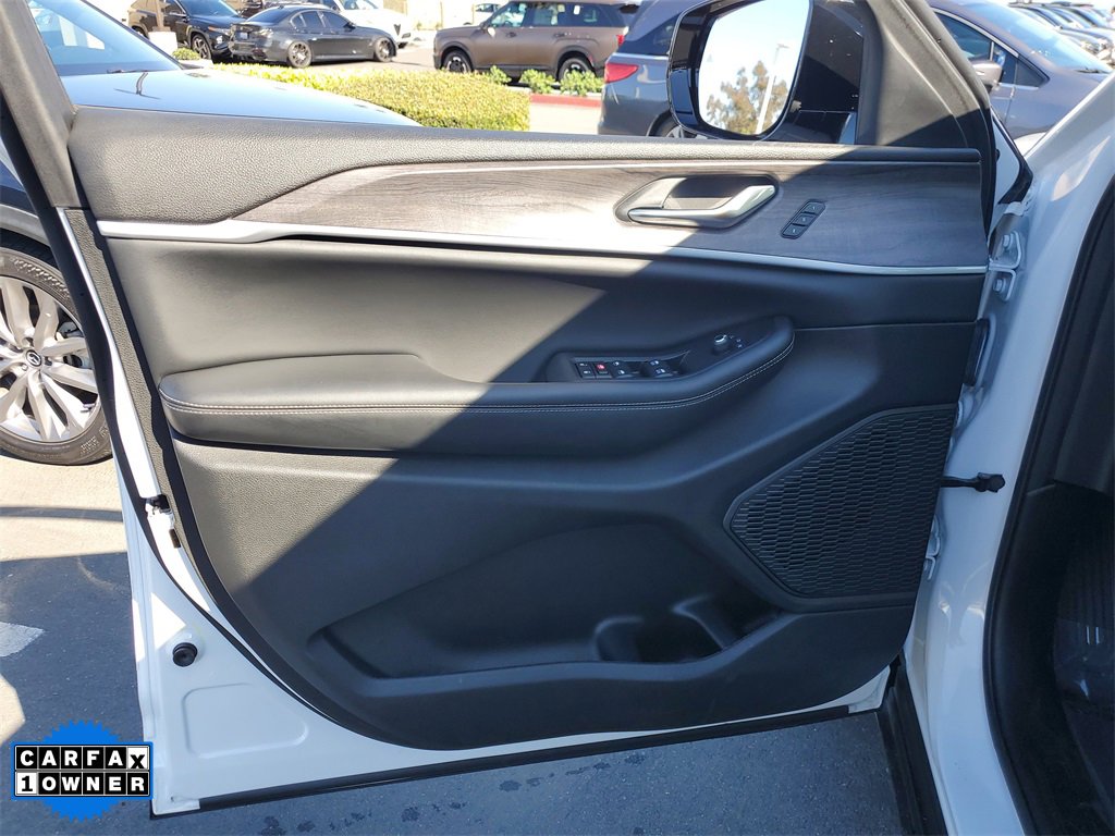 Used 2023 Jeep Grand Cherokee Limited w/ MOPAR Finishing Package image 20