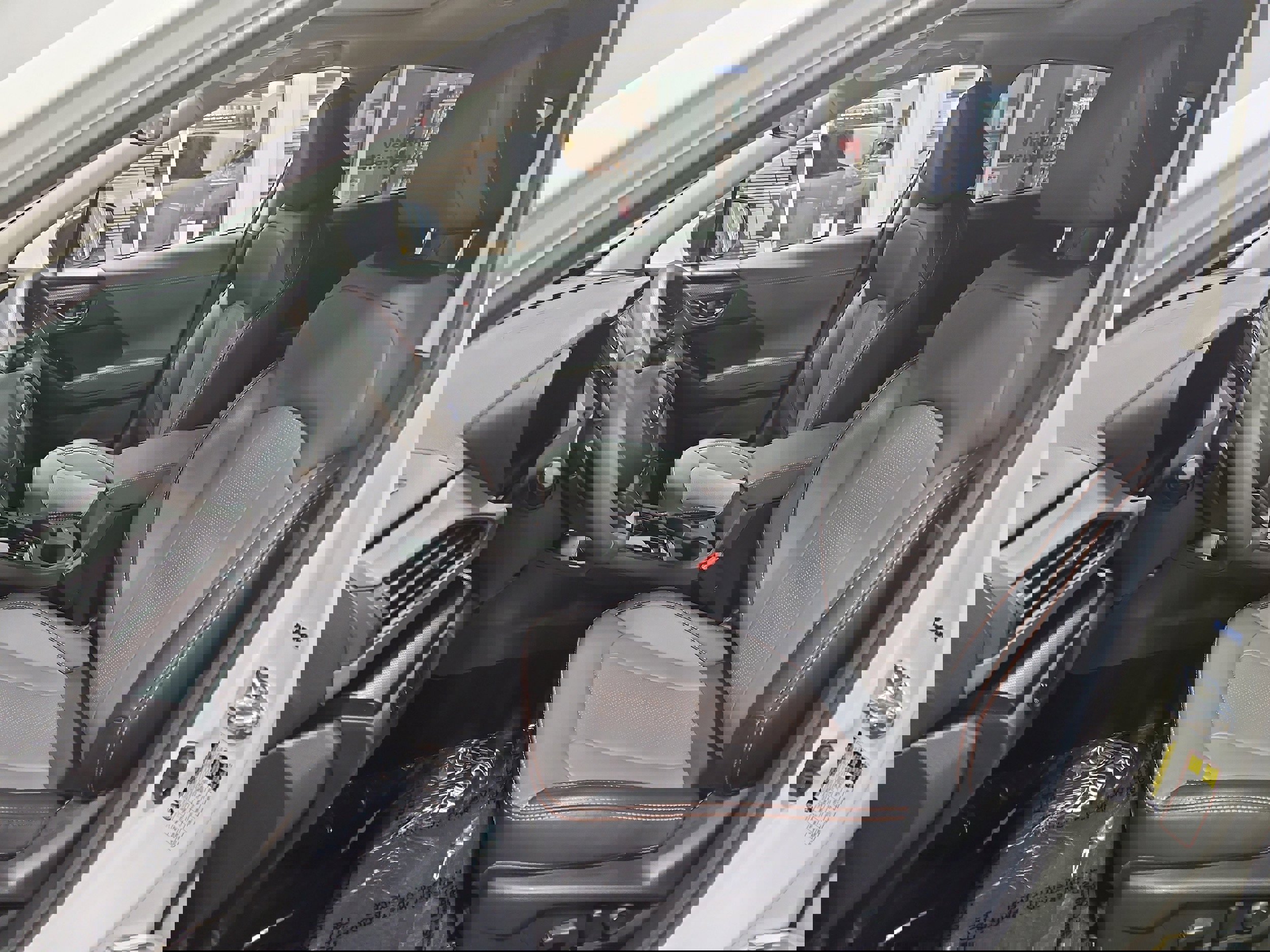 Certified 2025 Subaru Crosstrek 2.5i Limited w/ Popular Package #3A image 9