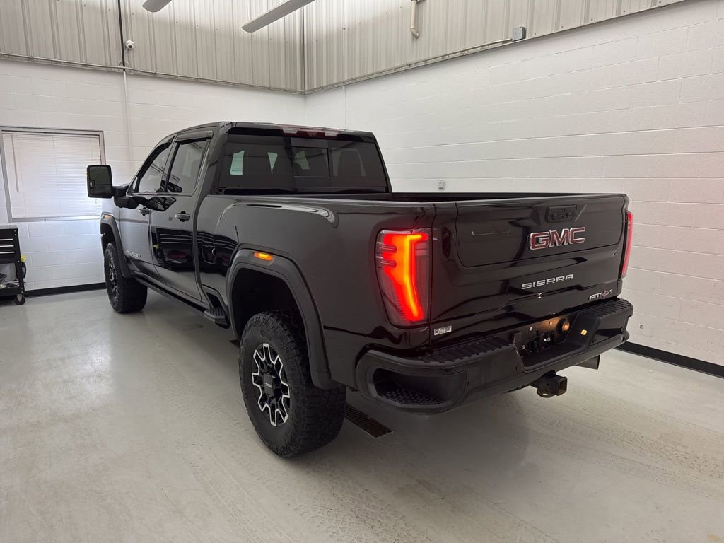 Used 2024 GMC Sierra 2500 AT4X image 16