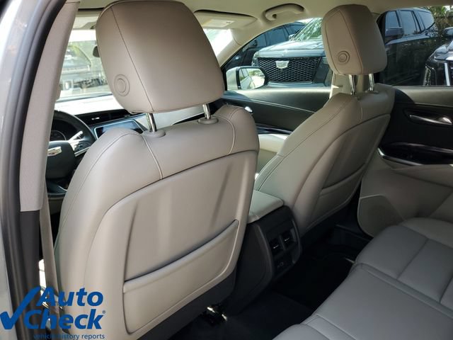 Certified 2023 Cadillac XT4 Luxury FWD image 13