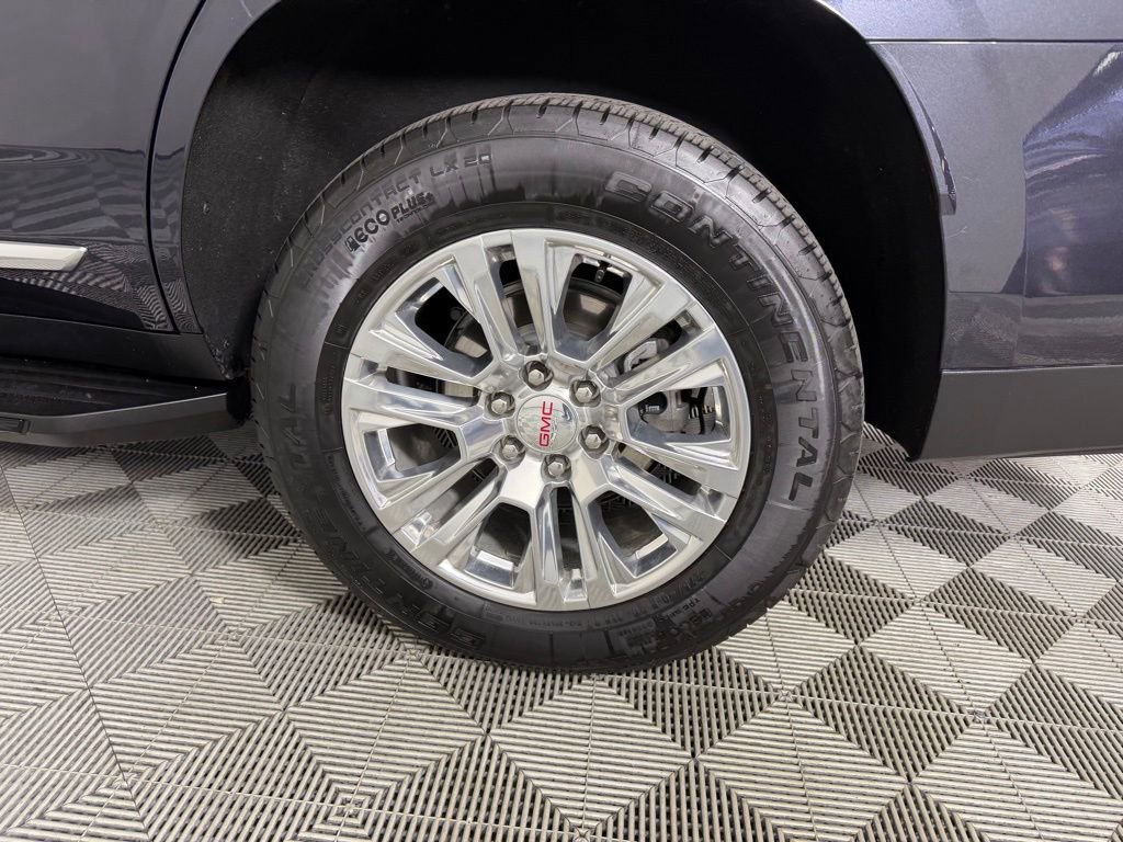 Used 2025 GMC Yukon Denali image 13