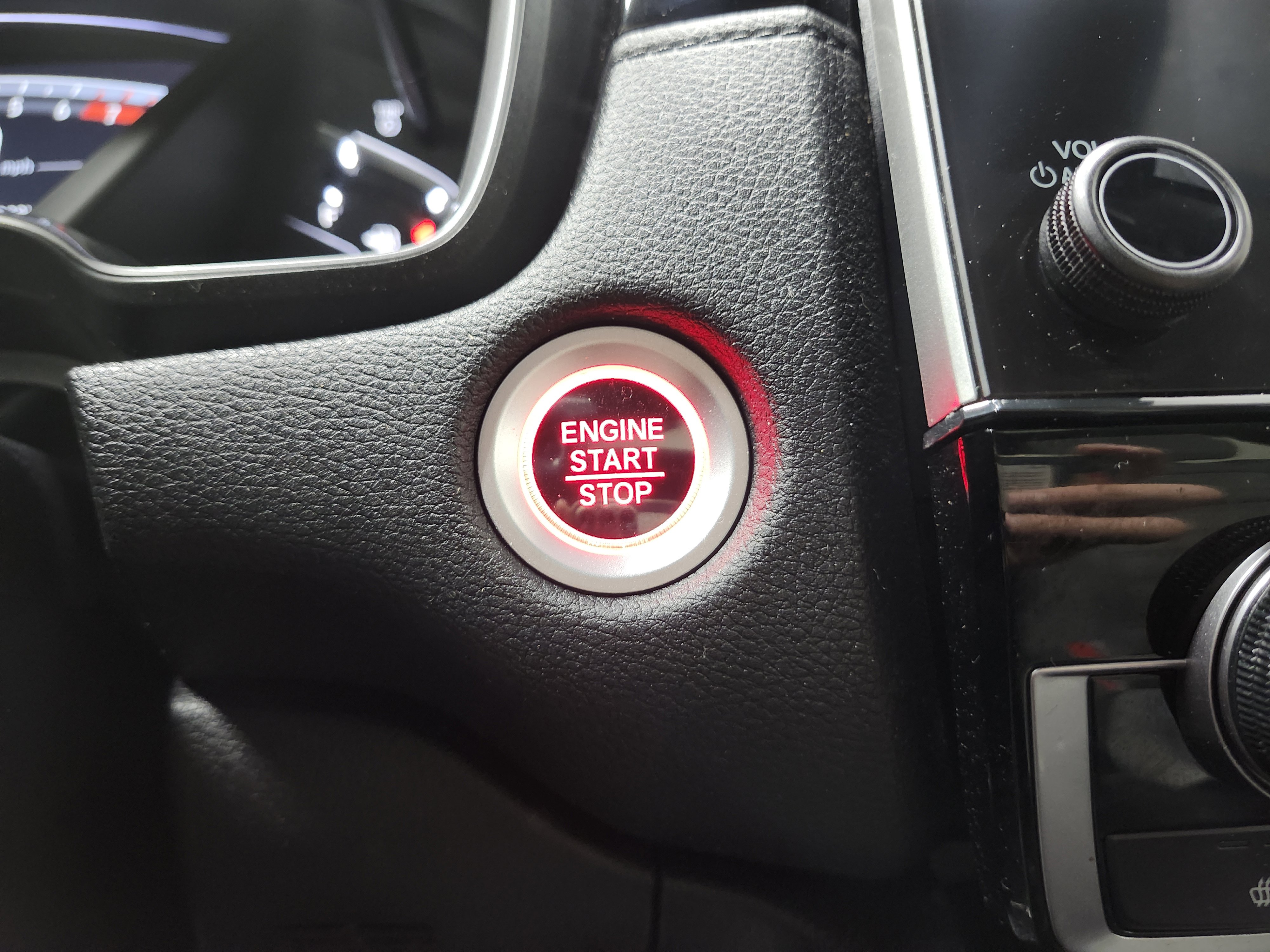 Used 2019 Honda CR-V EX image 7