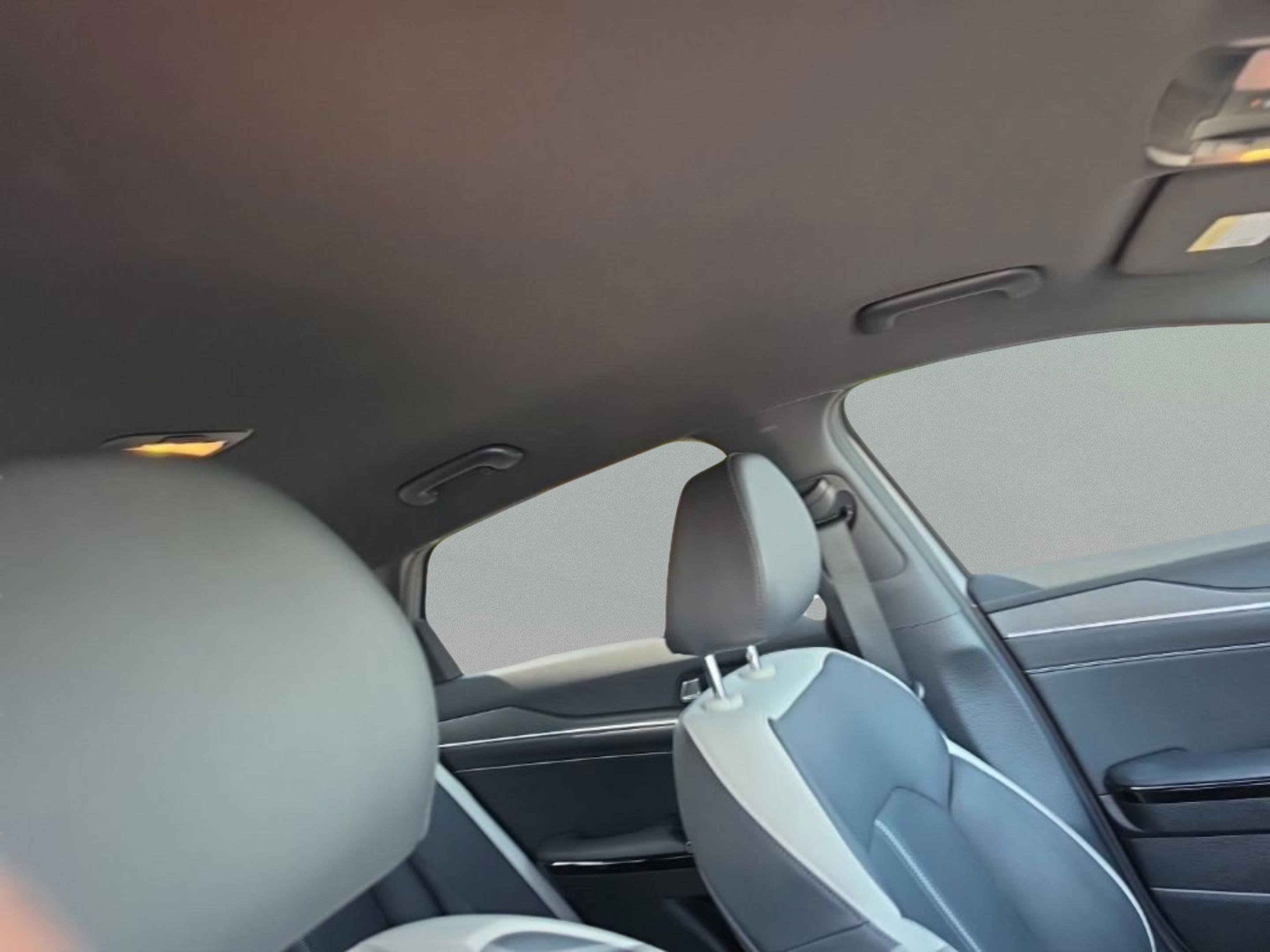 Used 2025 Kia K5 GT-Line image 28