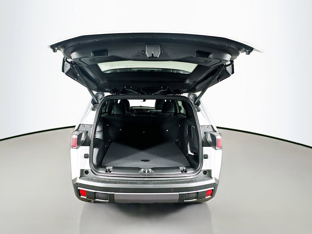 New 2026 Jeep Cherokee Overland w/ Advanced Pro Tech Group image 16