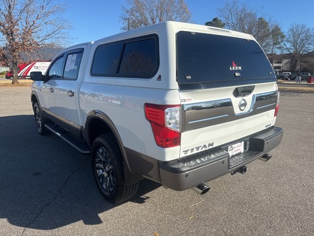 Used 2019 Nissan Titan Platinum Reserve image 3