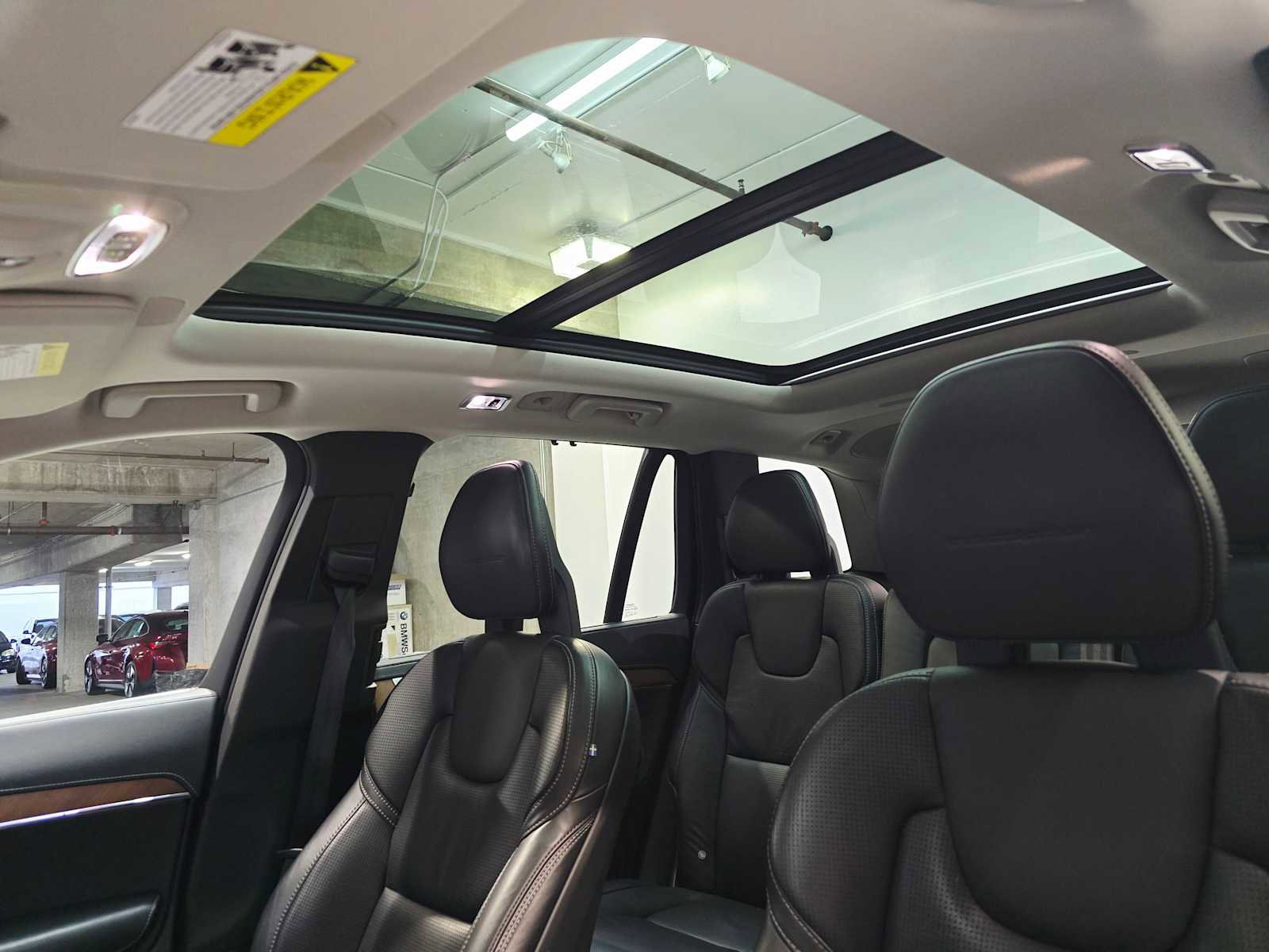 Used 2017 Volvo XC90 T6 Inscription w/ Vision Package image 22