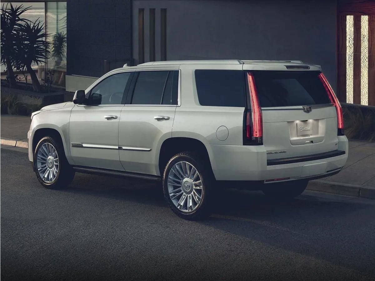 Used 2018 Cadillac Escalade Premium Luxury