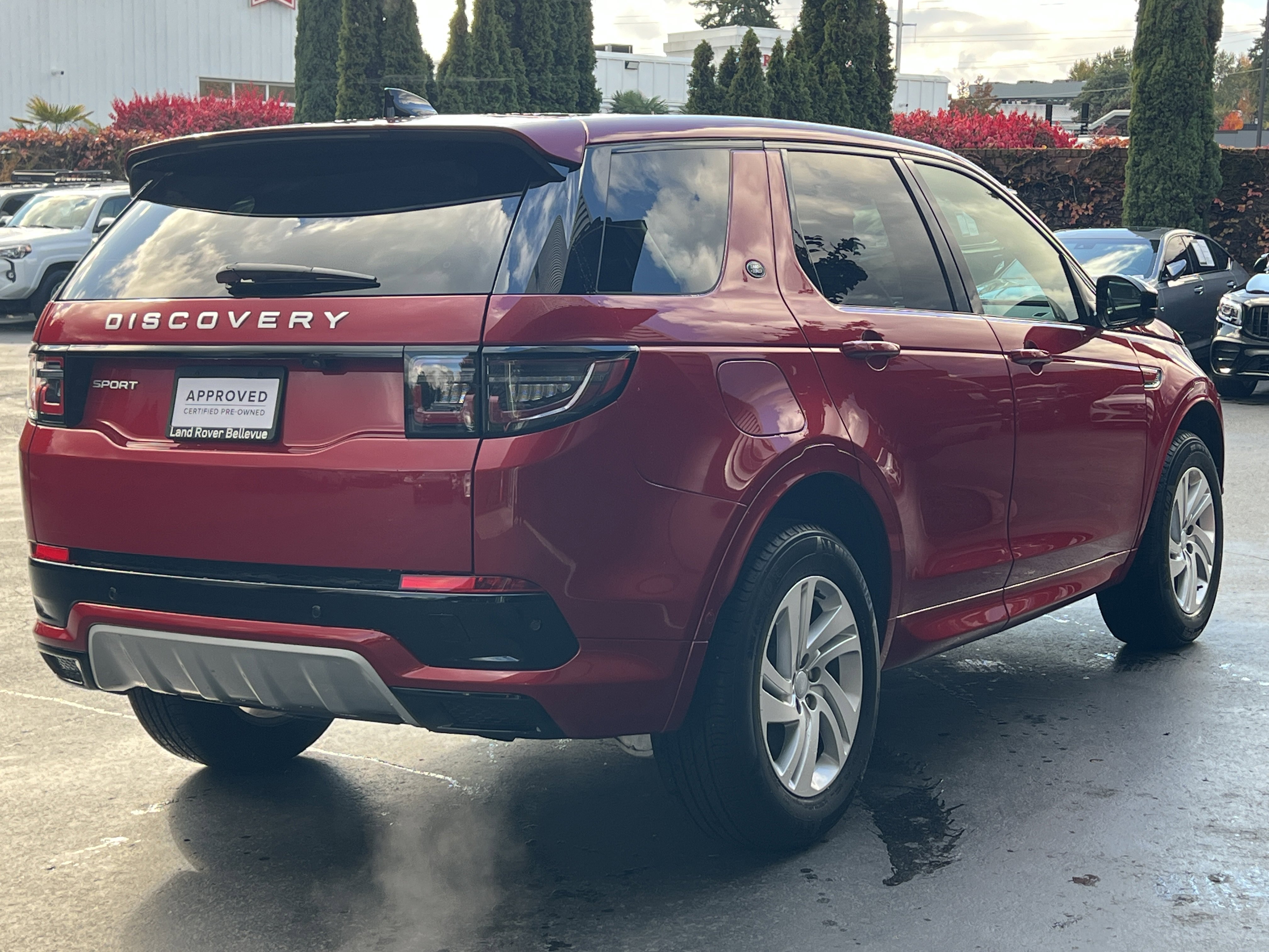 Certified 2024 Land Rover Discovery Sport S image 8