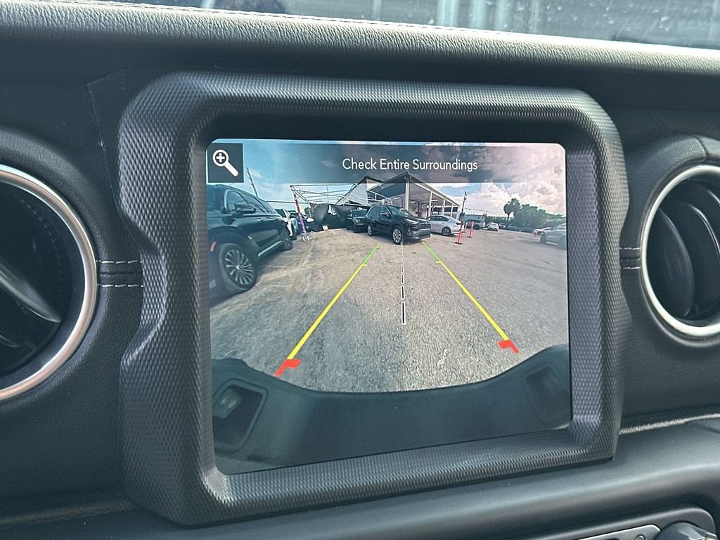 Used 2021 Jeep Gladiator Overland AWD/4WD image 22