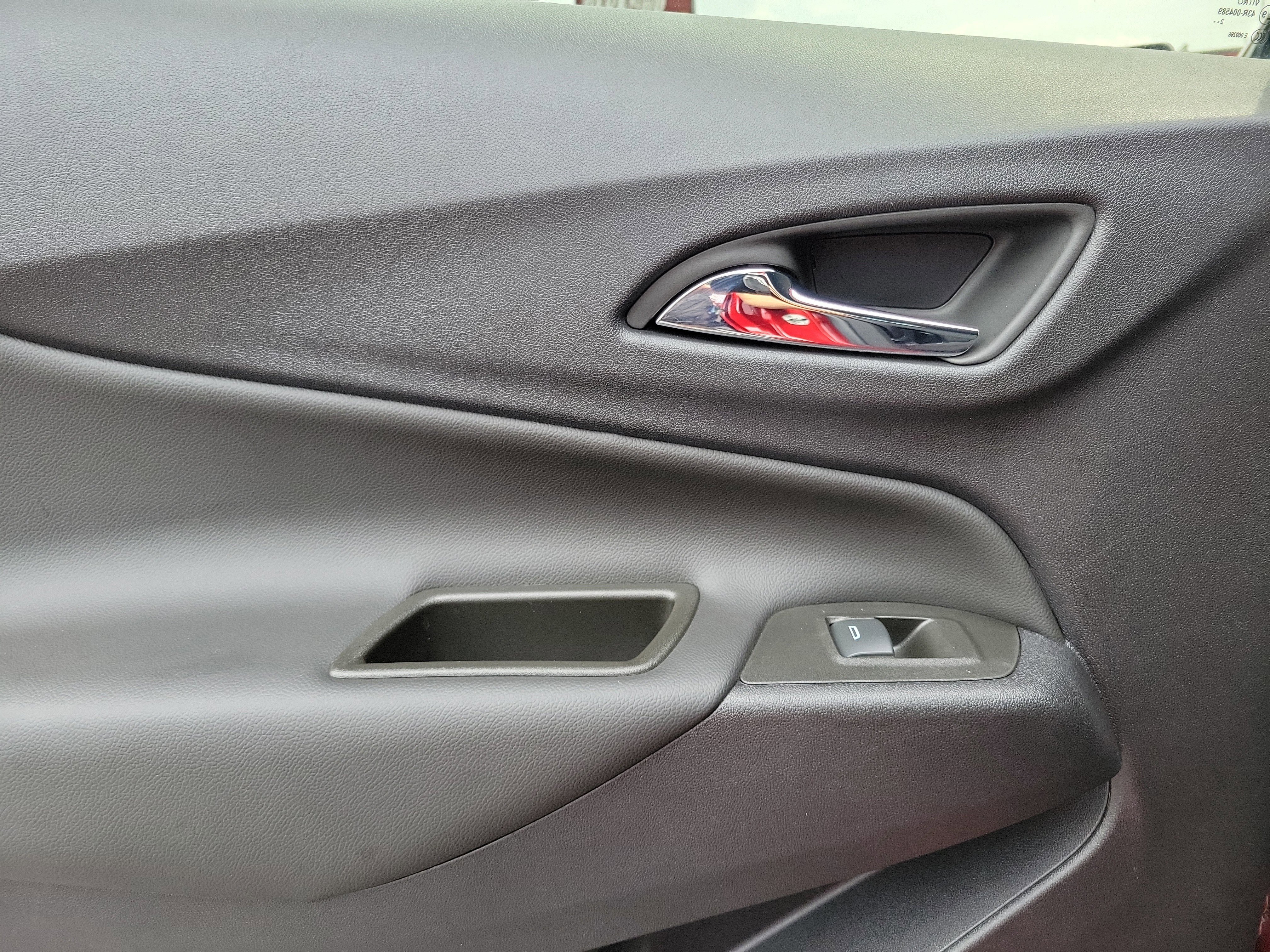 Used 2023 Chevrolet Equinox LT image 12