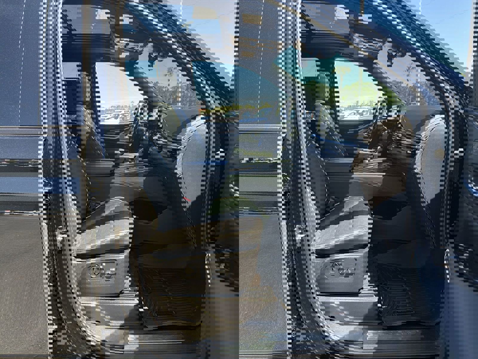 Used 2022 Cadillac Escalade Sport image 34