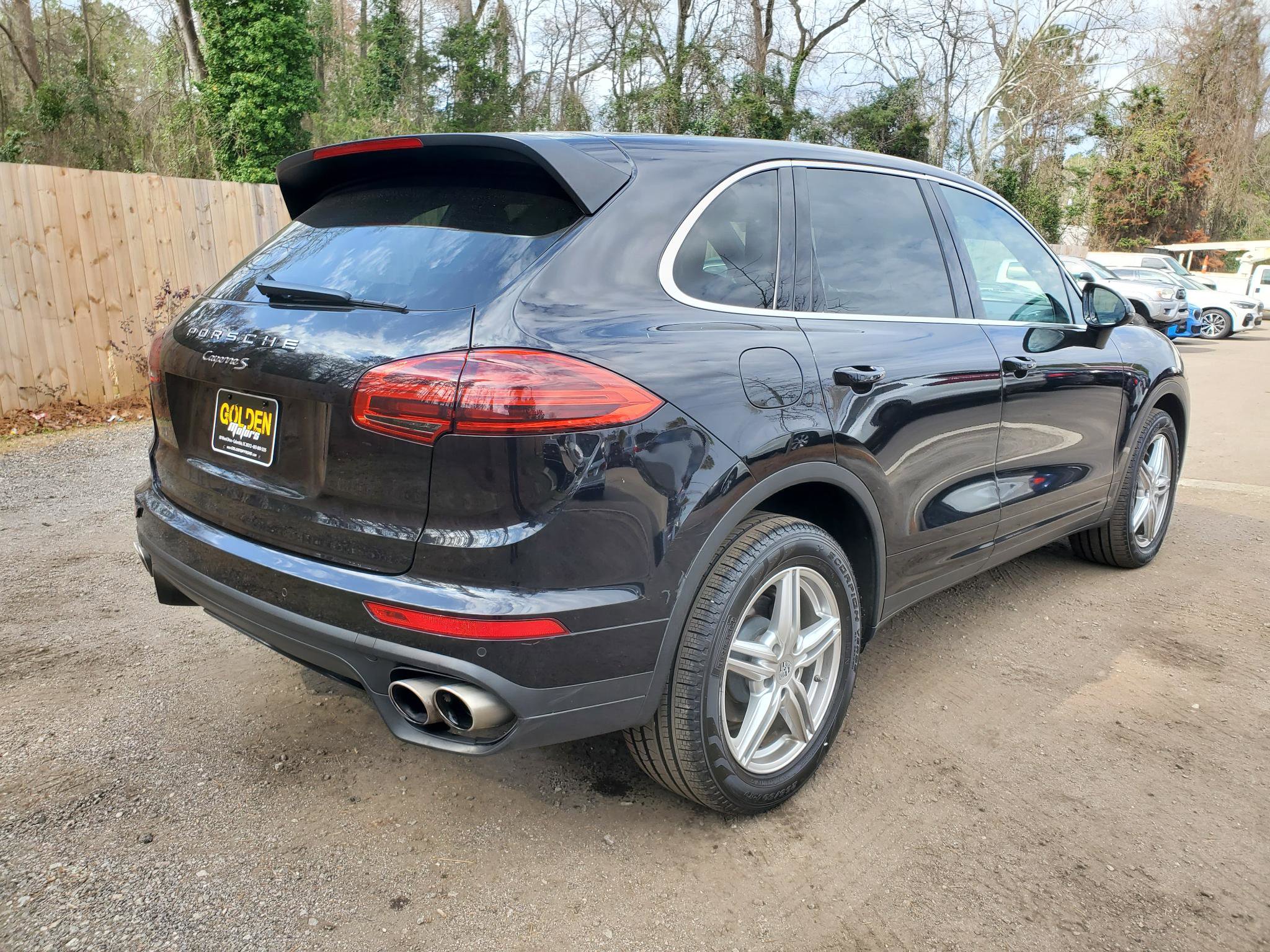 Used 2017 Porsche Cayenne S image 7