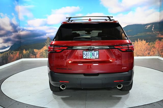 Used 2022 Chevrolet Traverse RS w/ LPO, 'HIT The Road' Package AWD/4WD image 6