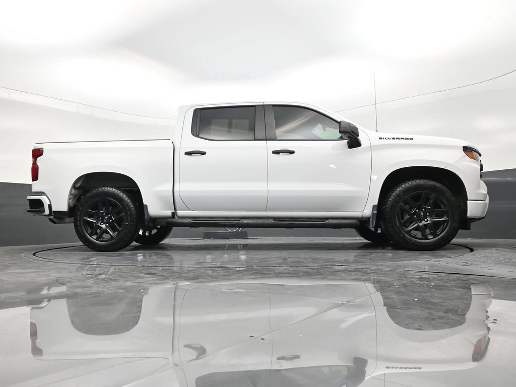 Used 2024 Chevrolet Silverado 1500 Custom w/ Turbomax Blackout Package RWD image 24