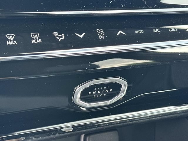 New 2026 Jeep Grand Cherokee Altitude AWD/4WD image 28
