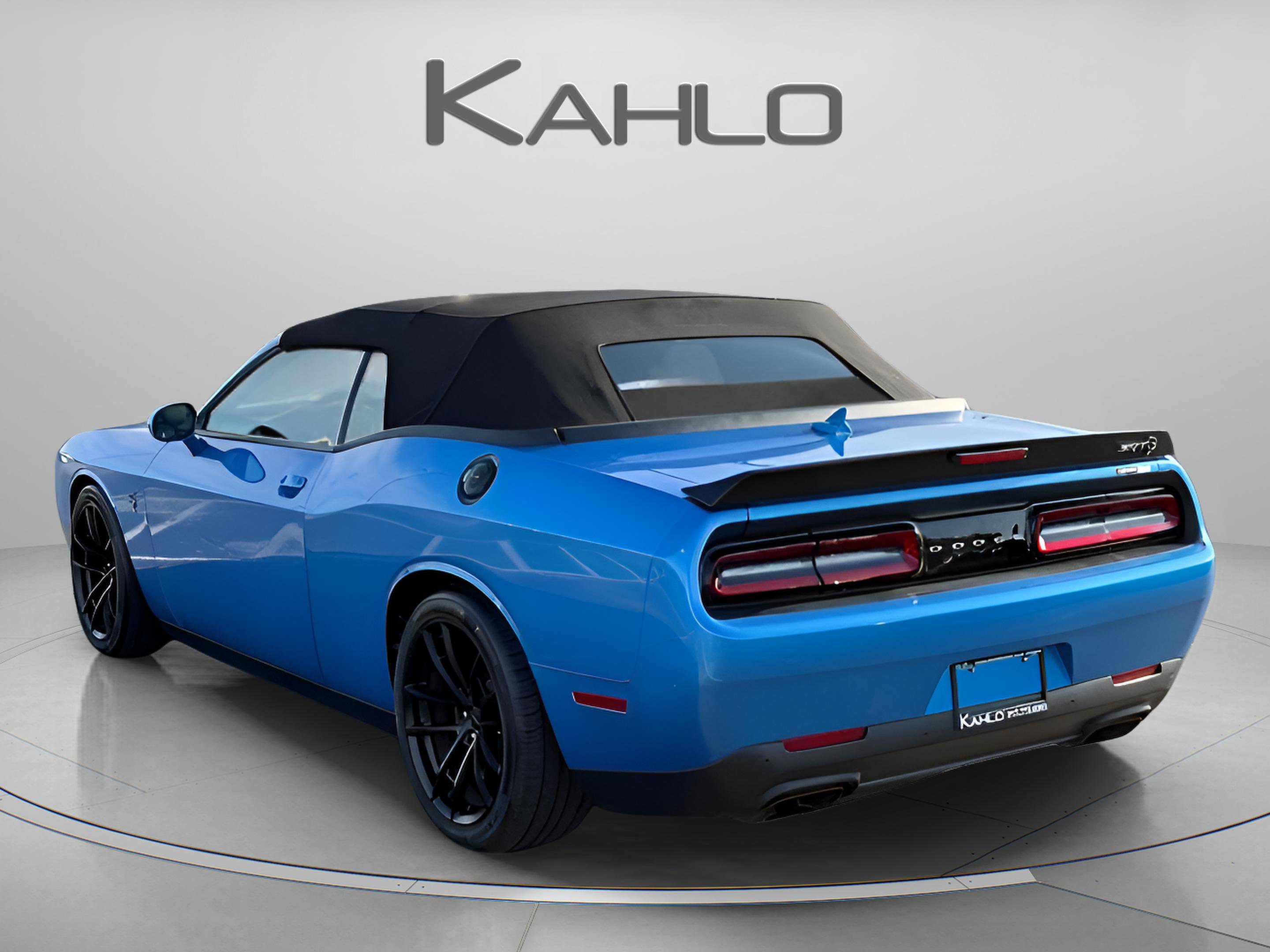 Used 2023 Dodge Challenger SRT Hellcat RWD image 2