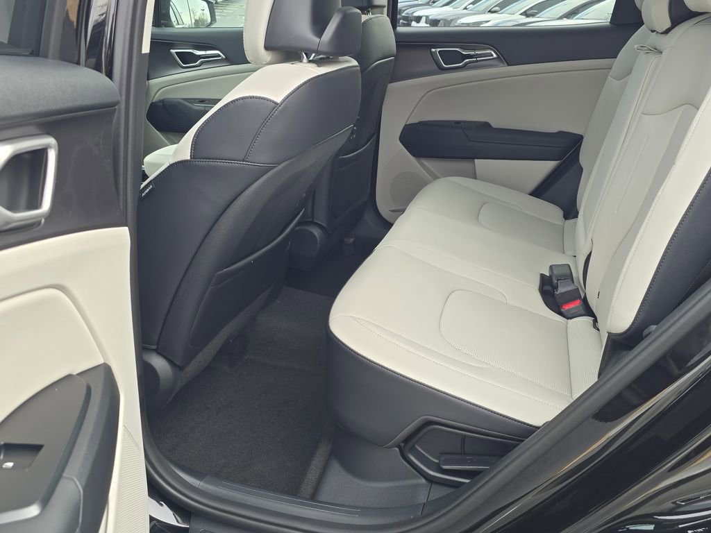 New 2026 Kia Sportage EX image 12