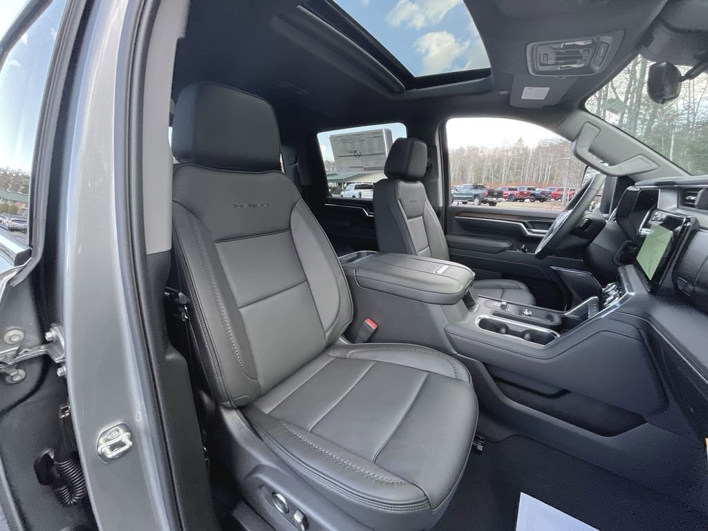 New 2026 GMC Sierra 3500 Denali w/ Technology Package image 37
