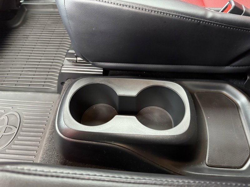 Certified 2023 Toyota Highlander XSE image 37