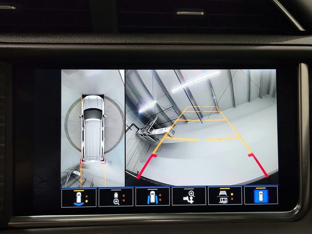Used 2022 GMC Yukon XL Denali RWD image 23