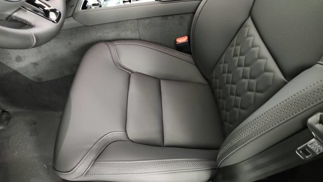 Certified 2025 Volvo XC90 B6 Core w/ Protection Package Premier AWD/4WD image 13