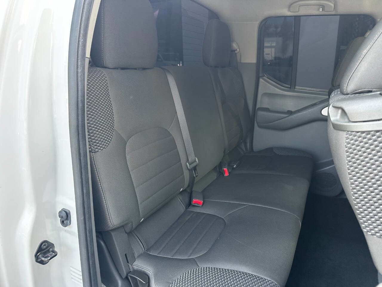 Used 2012 Nissan Frontier SV w/ Sport Appearance Pkg image 29