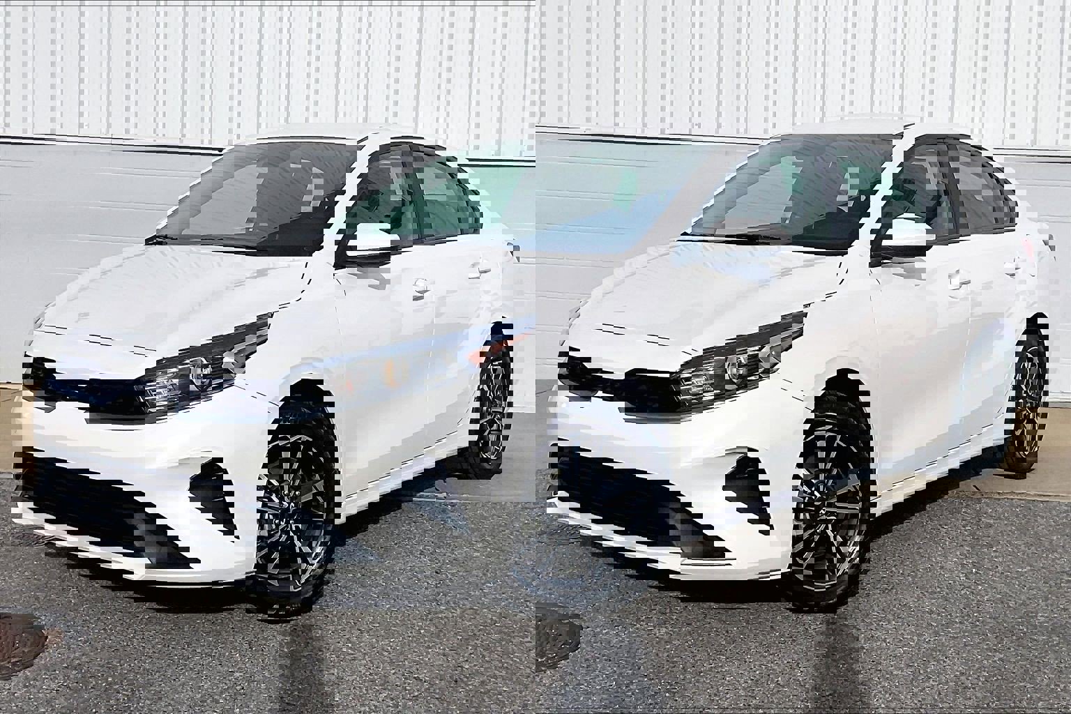 Used 2024 Kia Forte LXS image 2