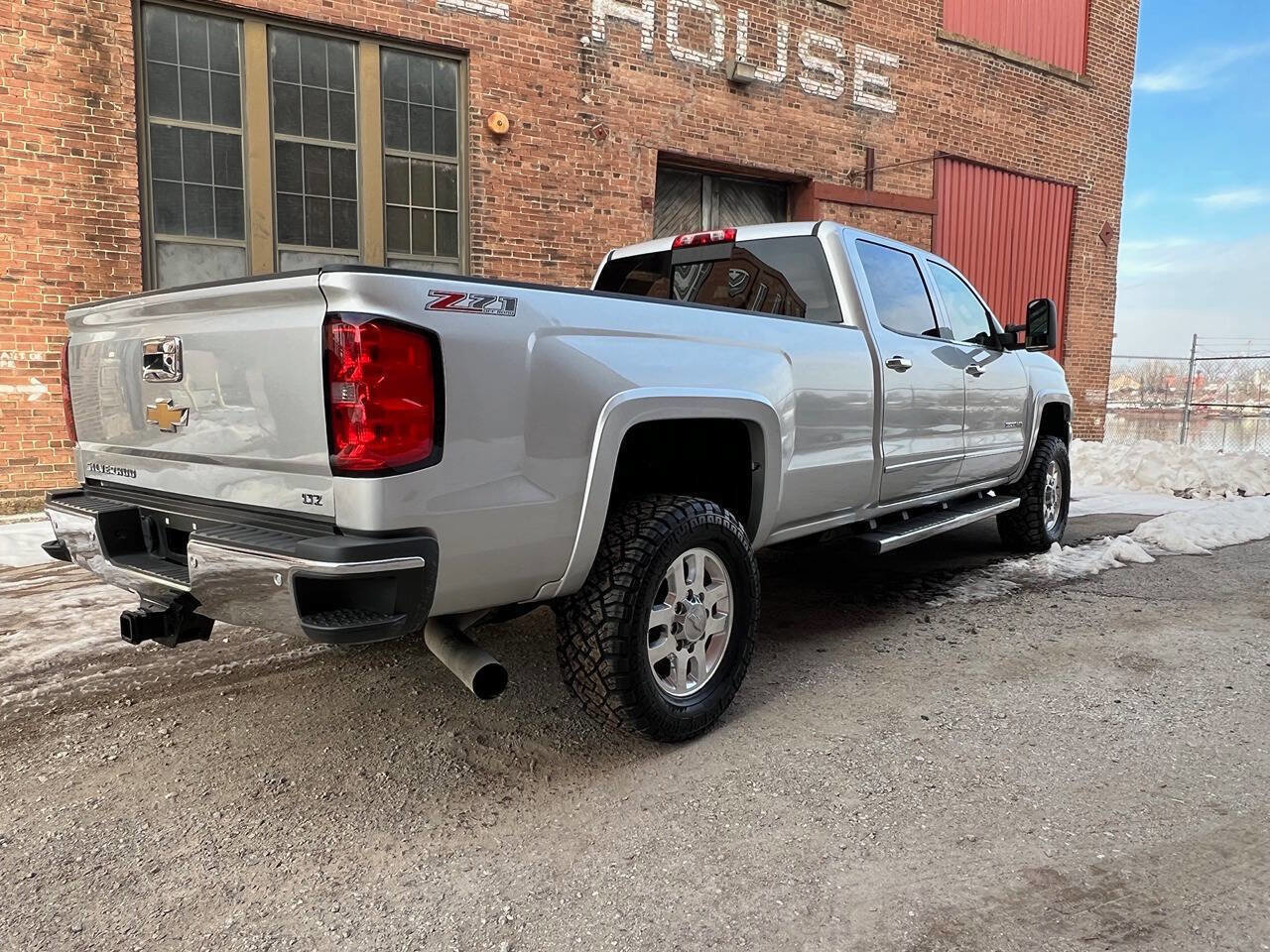 Used 2015 Chevrolet Silverado 3500 LTZ image 5
