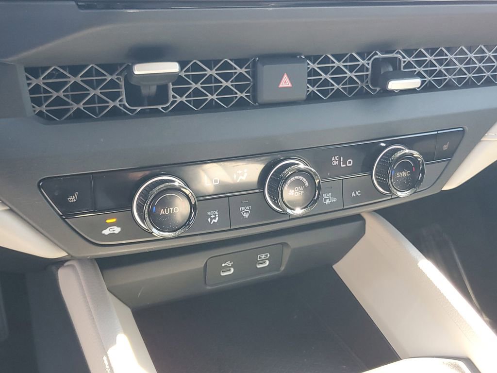 Certified 2023 Honda Accord EX image 28