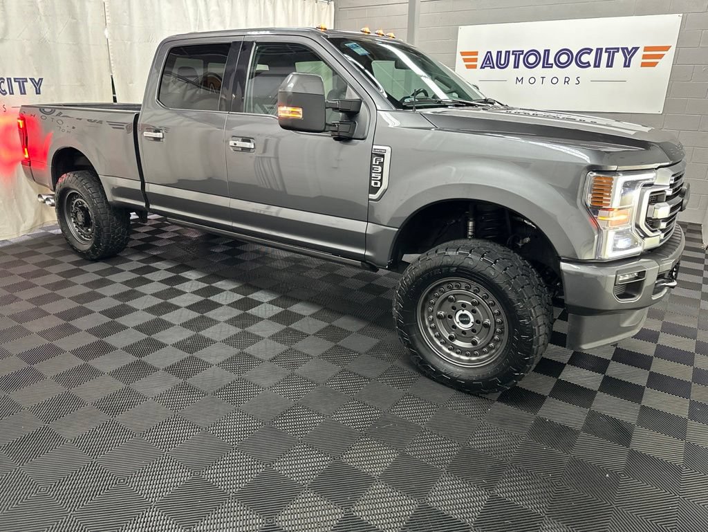 Used 2022 Ford F350 Limited AWD/4WD image 3