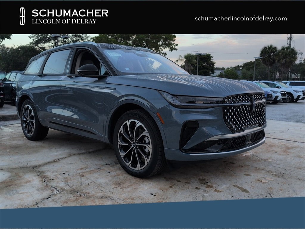 New 2025 Lincoln Nautilus Reserve image 1