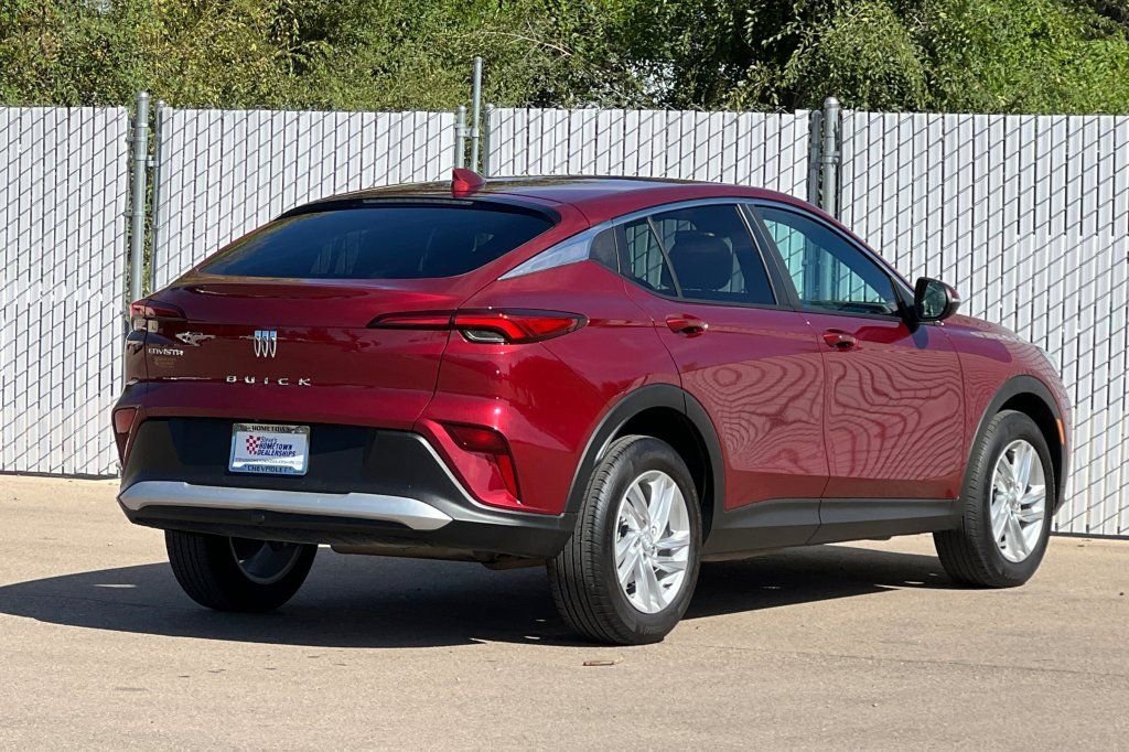 Used 2024 Buick Envista Preferred w/ Convenience I Package image 4