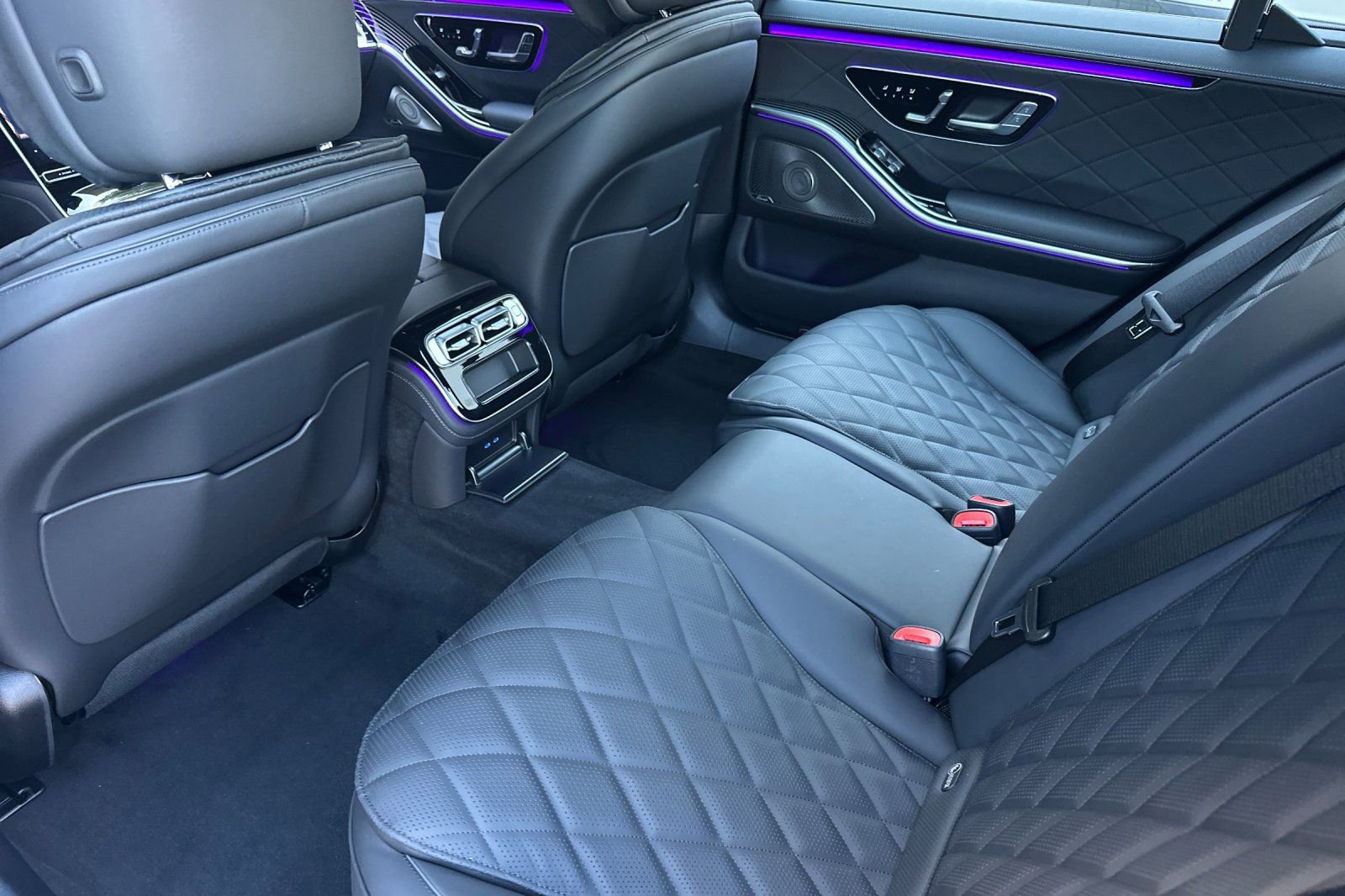 New 2026 Mercedes-Benz S 580 4MATIC Sedan image 9