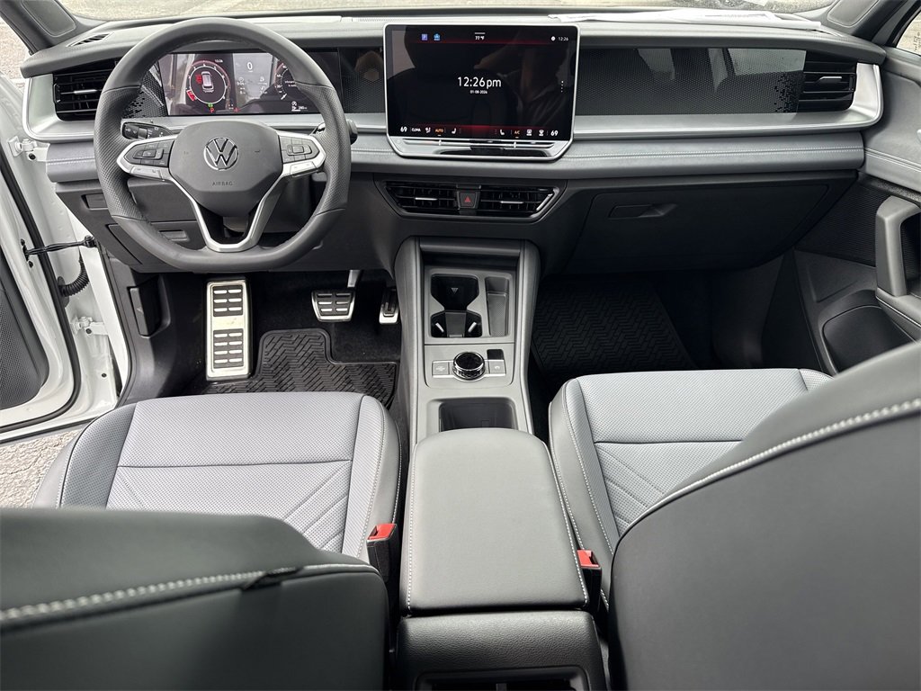 New 2026 Volkswagen Tiguan SE R-Line image 25