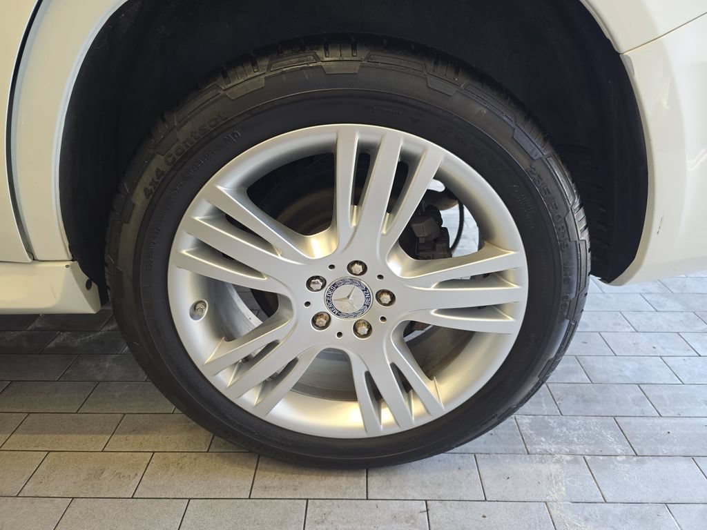 Used 2015 Mercedes-Benz GLK 350 4MATIC image 35