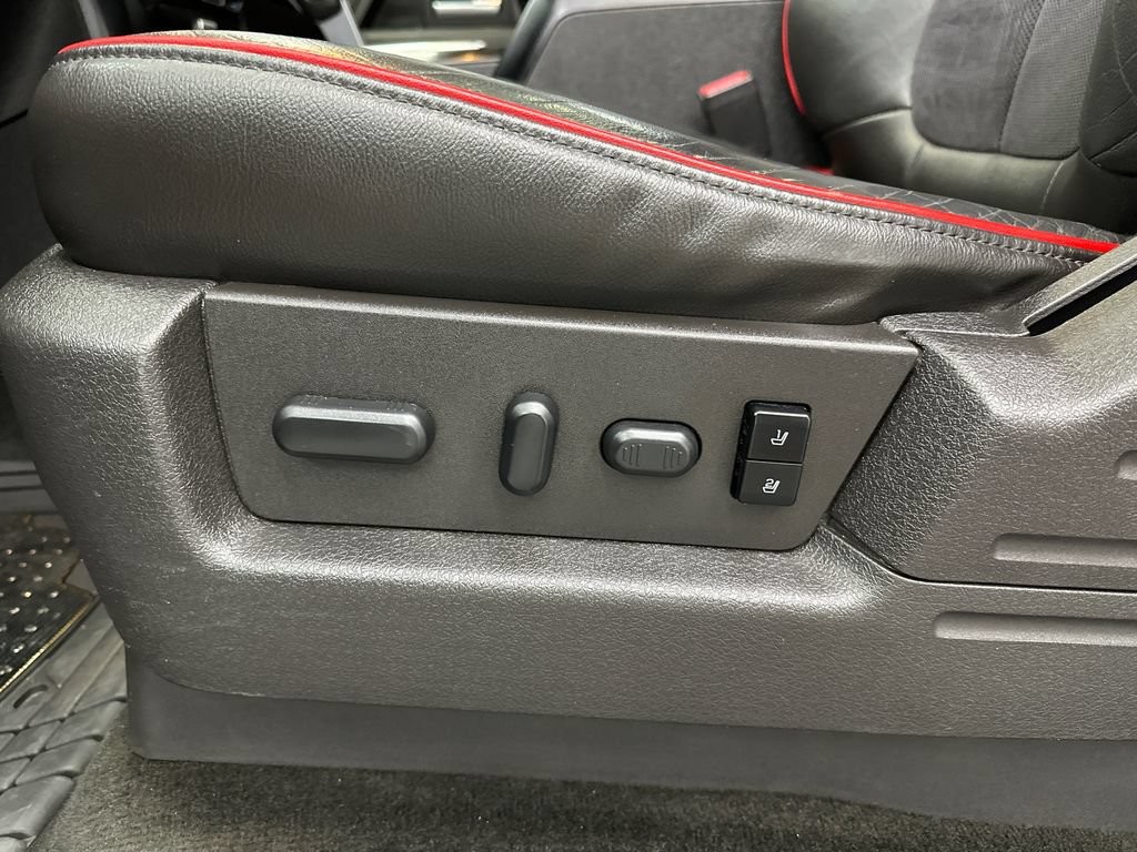 Used 2013 Ford F150 FX4 w/ Luxury Equipment Group AWD/4WD image 10
