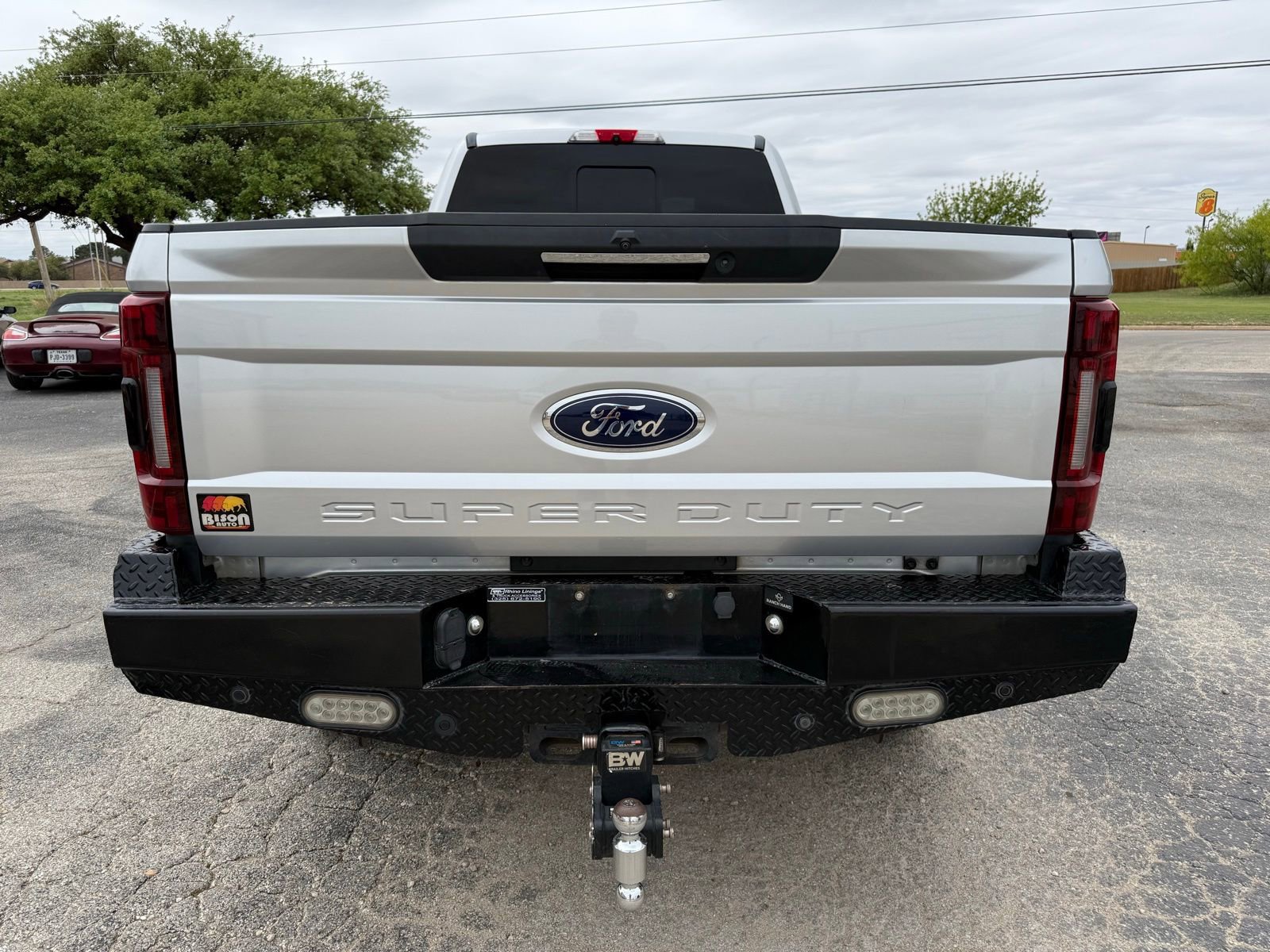 Used 2019 Ford F350 Lariat w/ Lariat Ultimate Package image 4