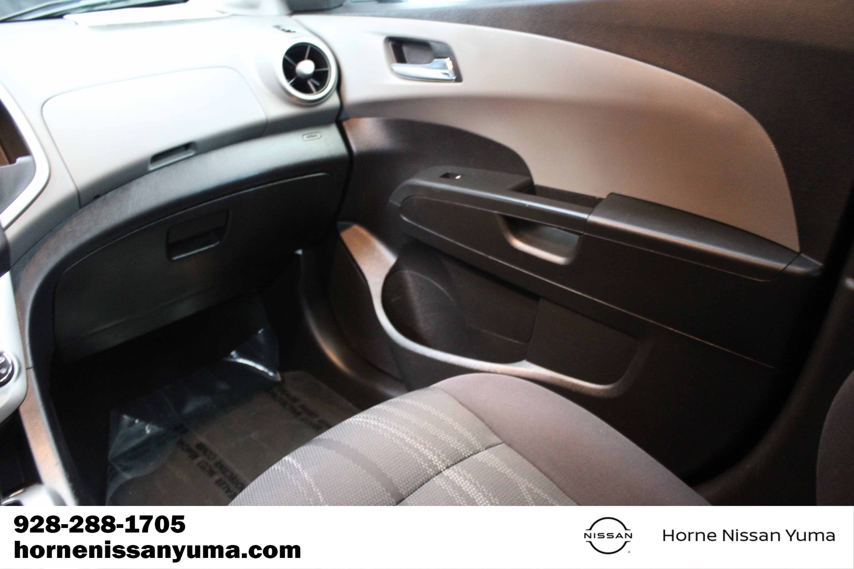 Used 2014 Chevrolet Sonic LT FWD image 11