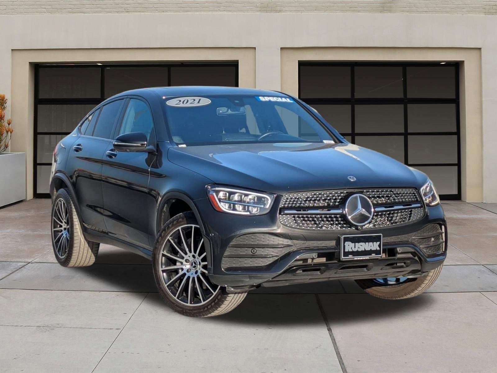 Used 2021 Mercedes-Benz GLC 300 4MATIC Coupe image 33