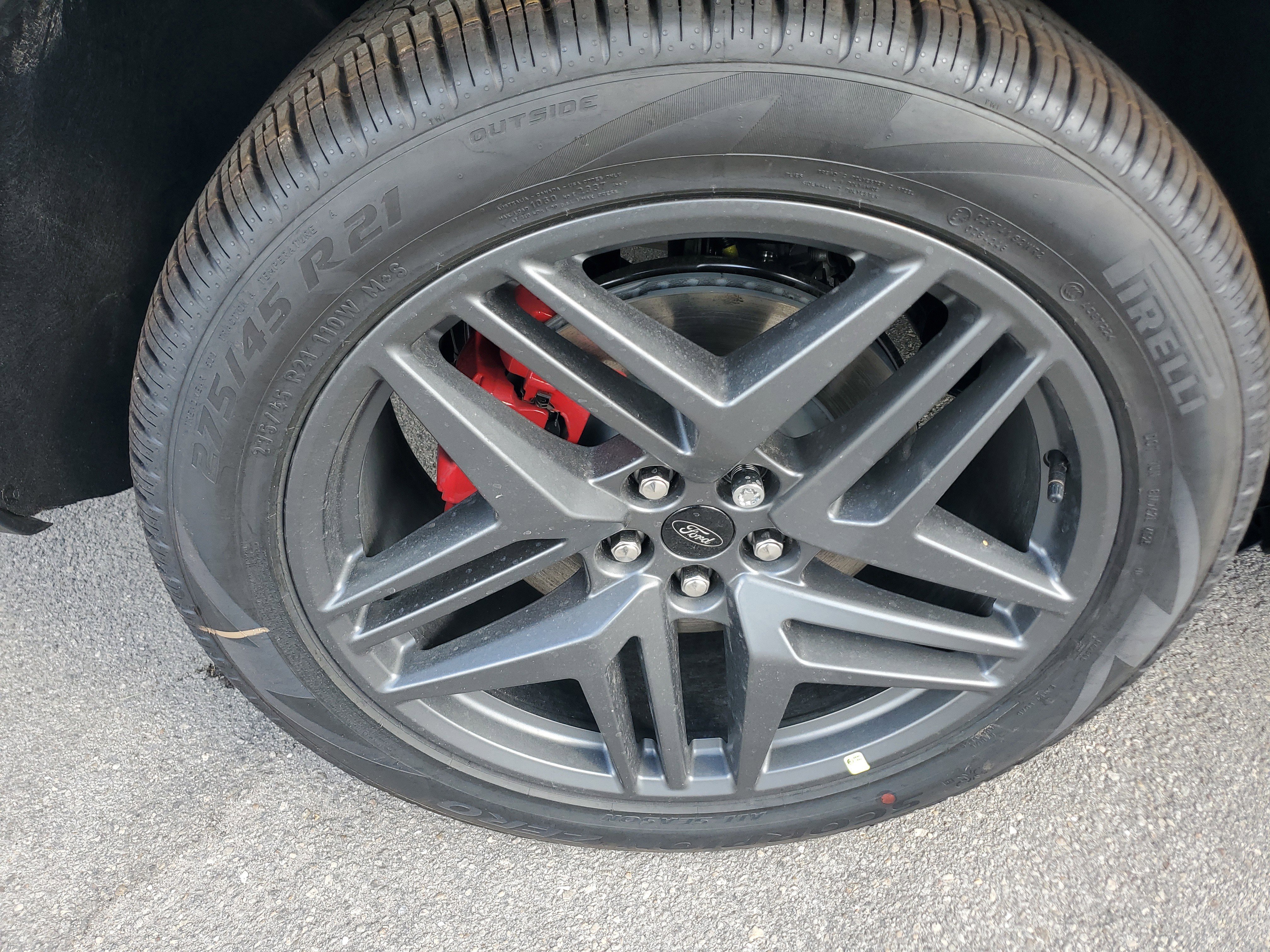 New 2026 Ford Explorer ST w/ Sun And Sound Package image 8