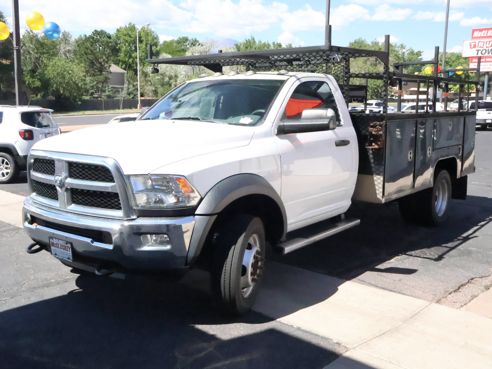 Used 2018 RAM 5500 Tradesman w/ Payload Upgrade Package AWD/4WD image 9