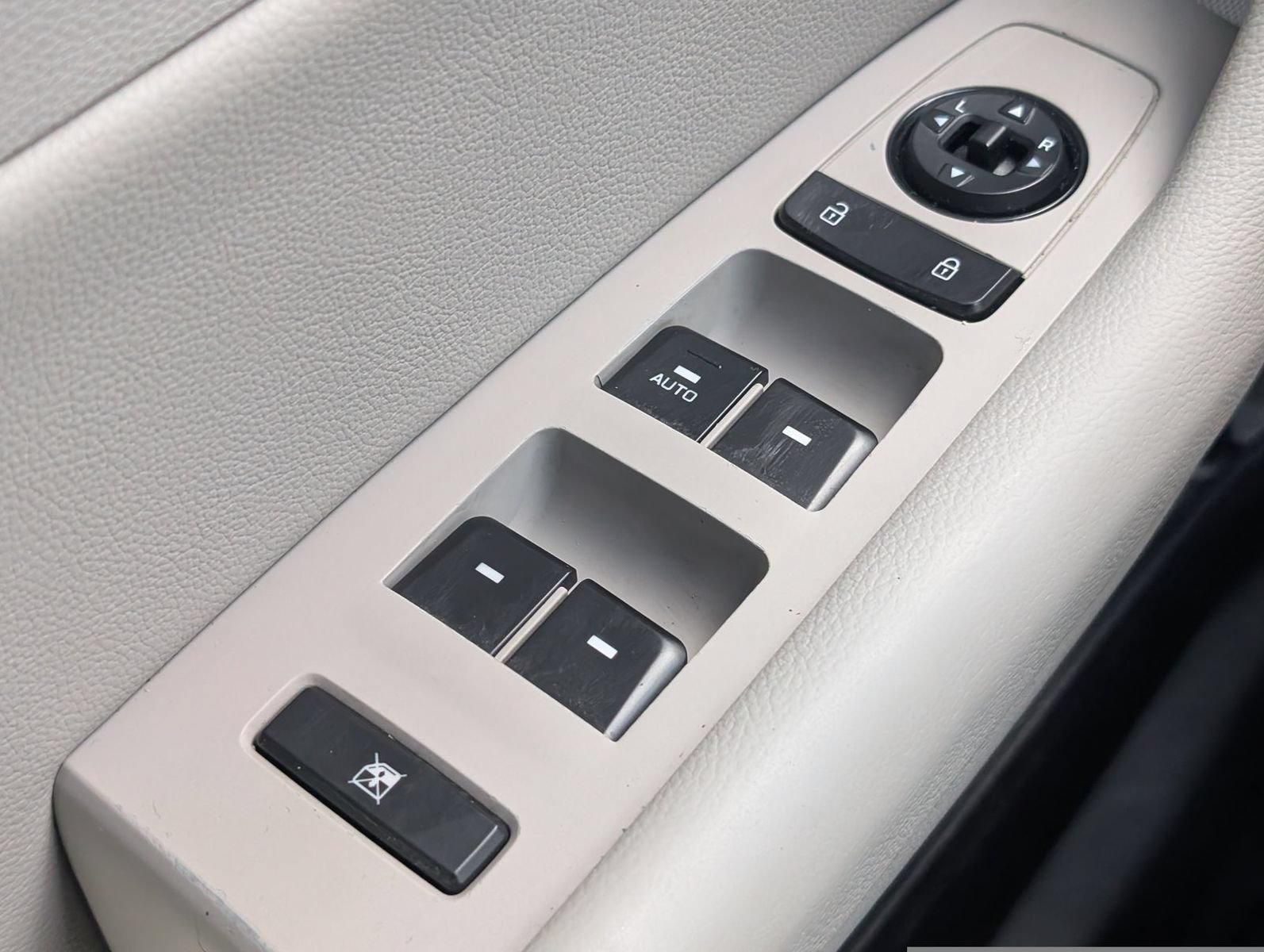 Used 2015 Hyundai Sonata Sport FWD image 12