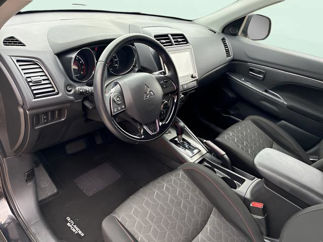 Used 2025 Mitsubishi Outlander Sport ES image 18